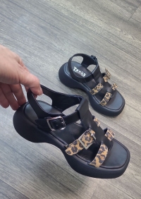 154953 Женские кожаные босоножки Topas™ оптом от производителя обуви