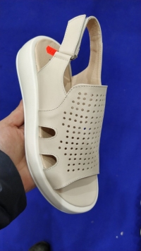 151941 Женские кожаные босоножки Topas™ оптом от производителя обуви 151941
