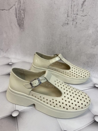 154443 жіночі шкіряні кросівки Topas™ від виробника взуття
