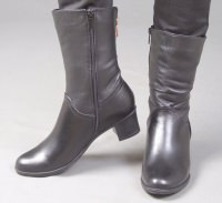 105802 Женские кожаные ботинки Pella